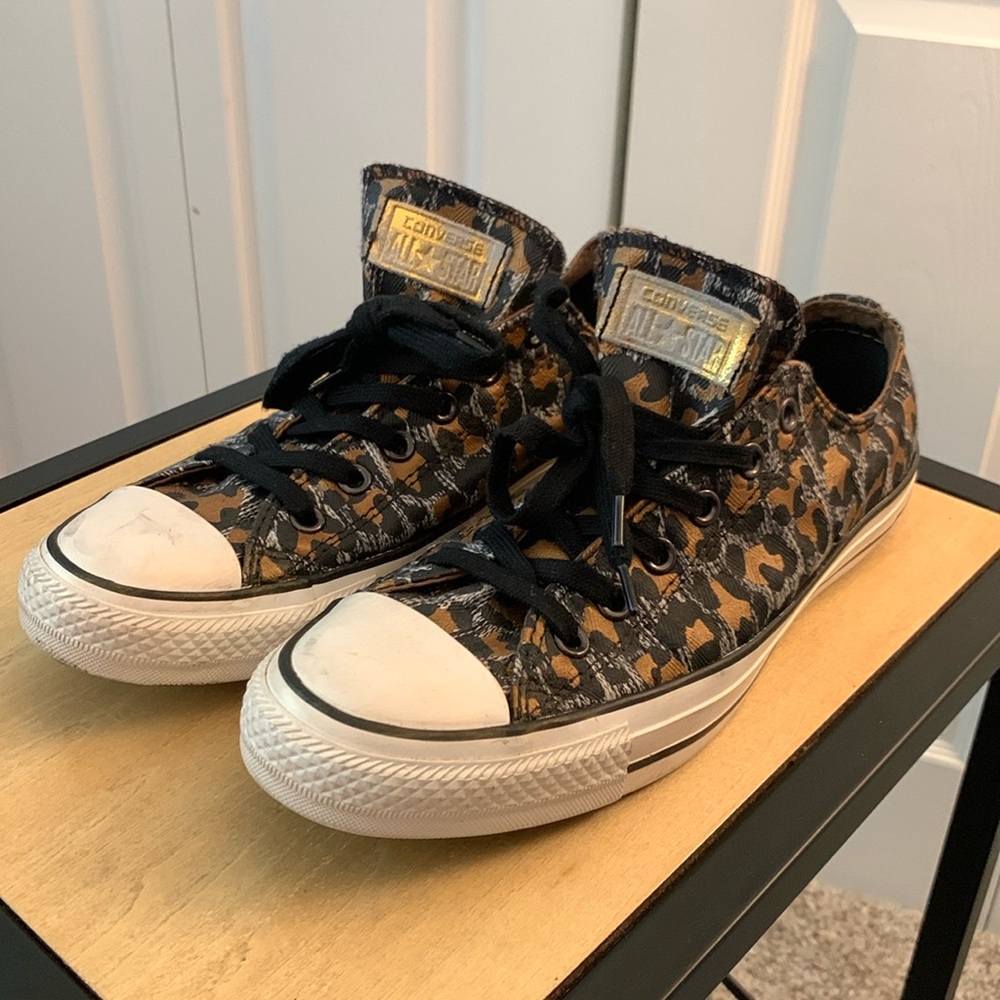 Converse Metallic print all stars